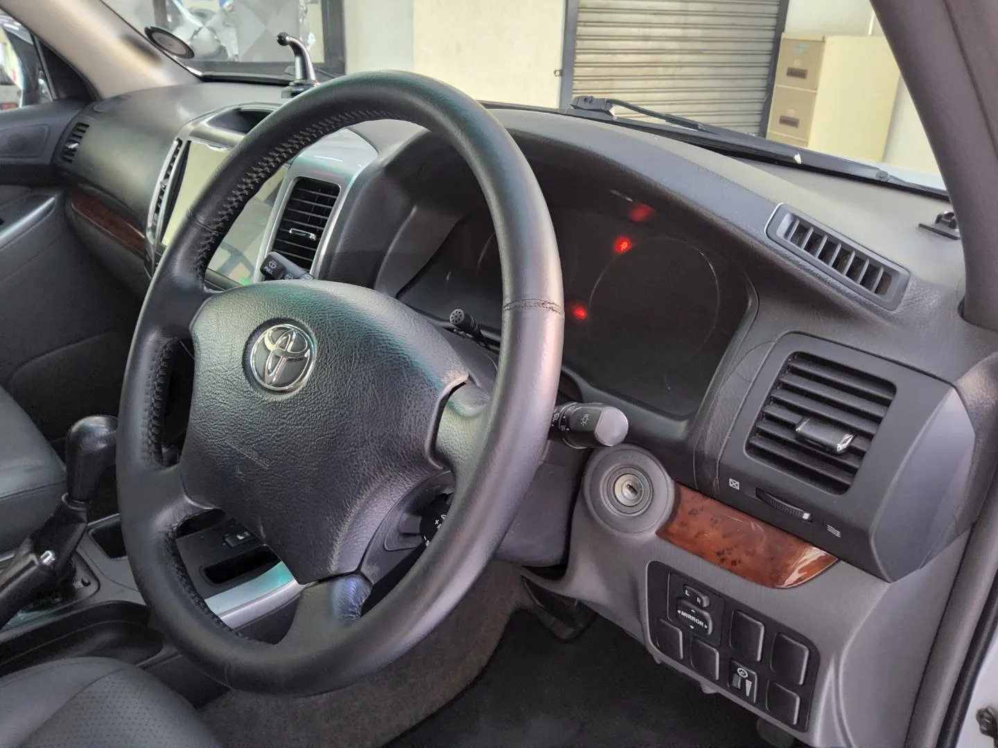 2006 Toyota Land Cruiser Prado 4.0 VX, photo 12 of 16