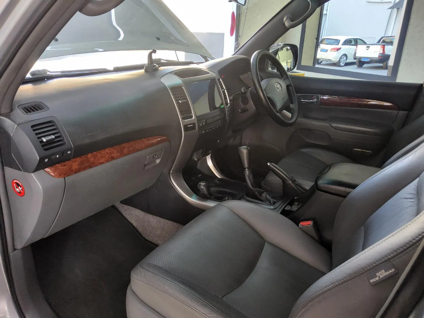 2006 Toyota Land Cruiser Prado 4.0 VX, photo 13 of 16