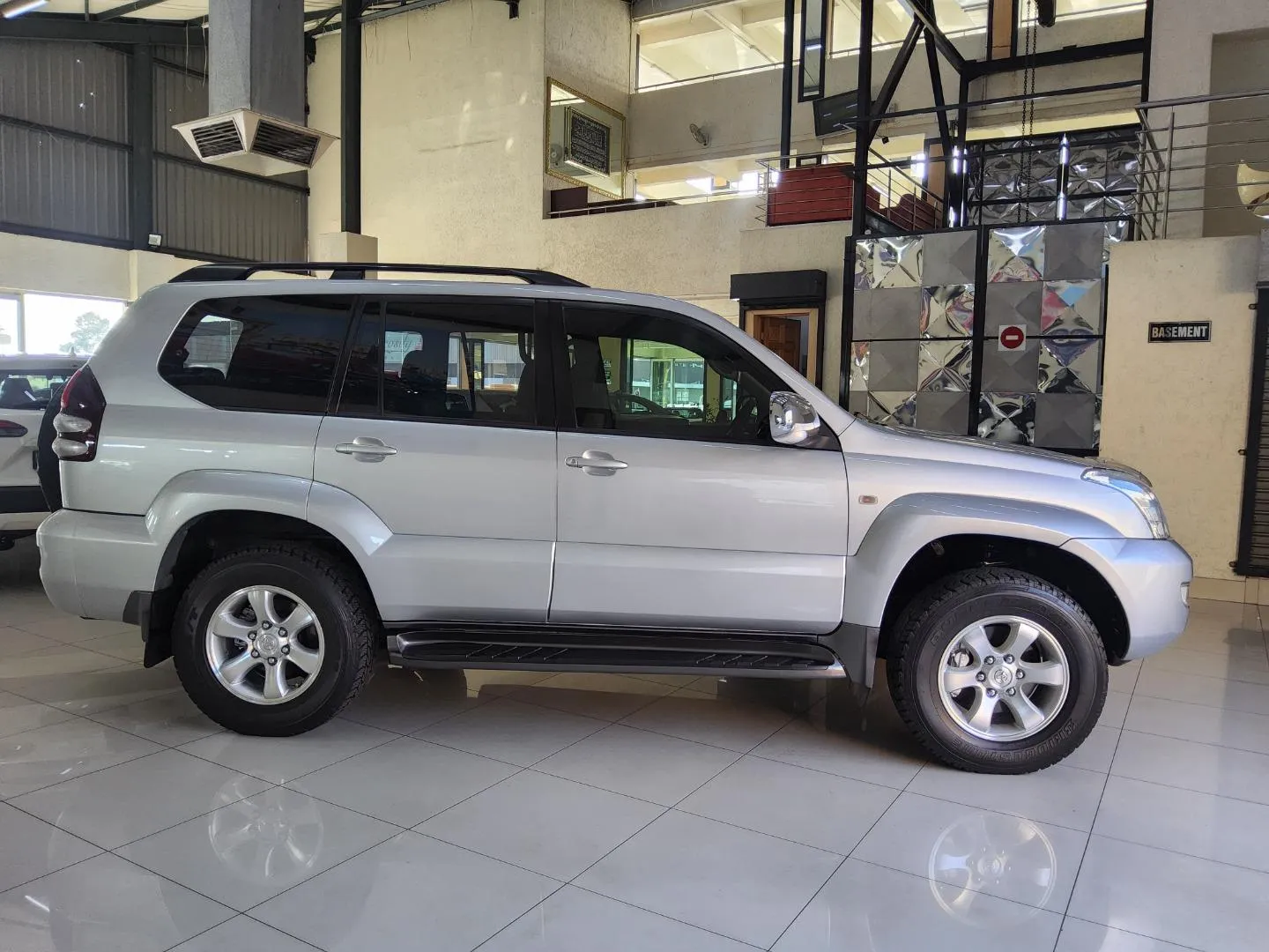 2006 Toyota Land Cruiser Prado 4.0 VX, photo 3 of 16