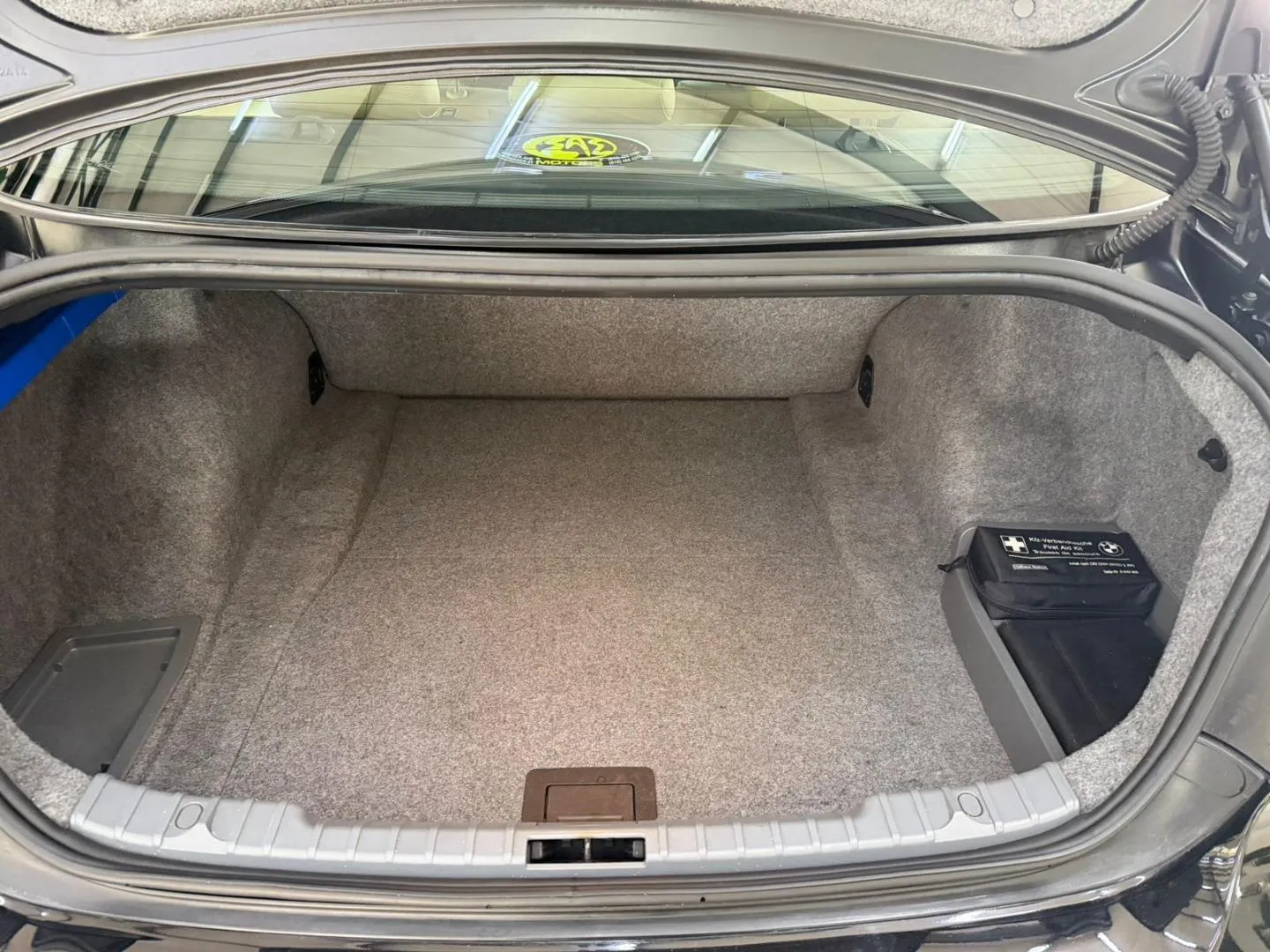 2007 BMW 3 Series 335i Auto, photo 9 of 19
