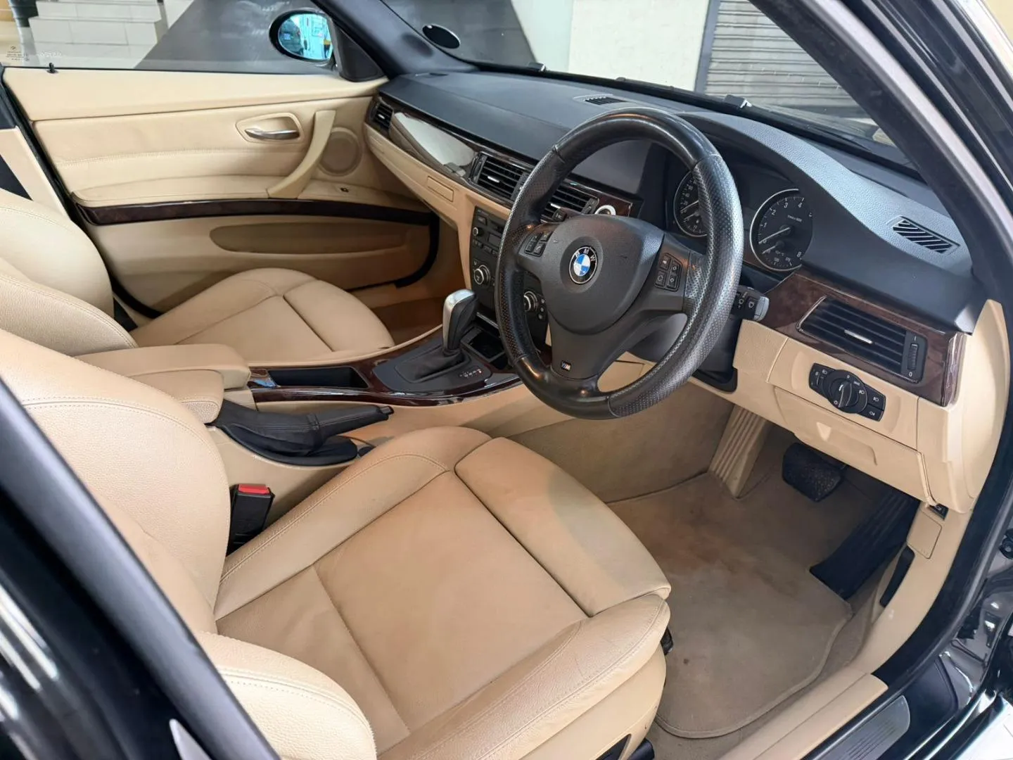 2007 BMW 3 Series 335i Auto, photo 13 of 19