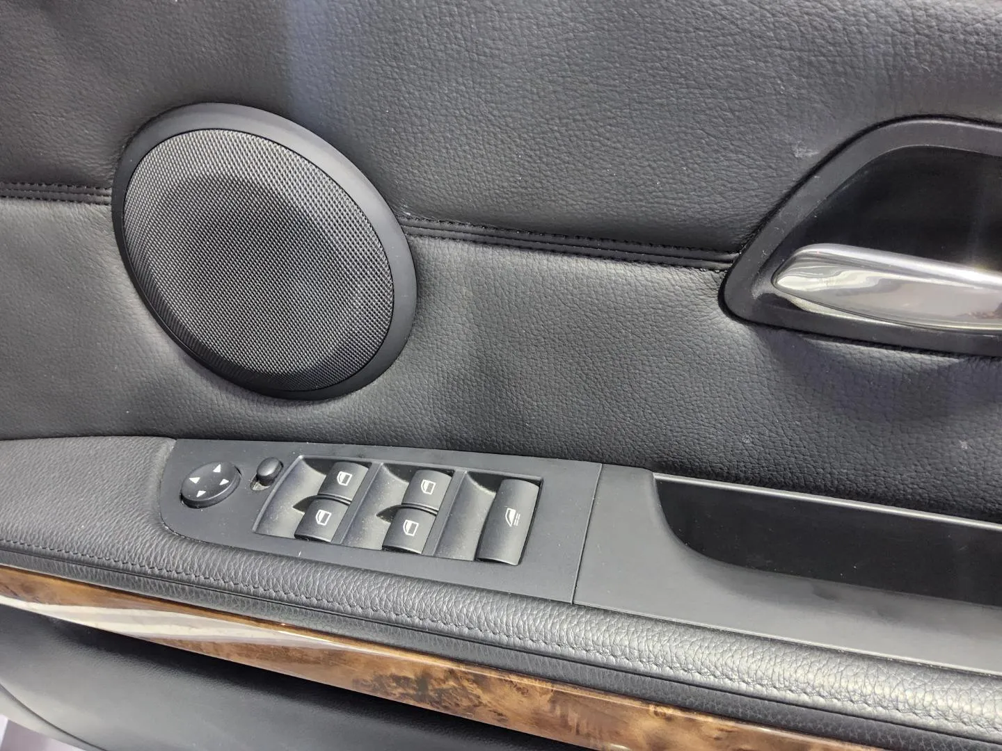 2008 BMW 3 Series 330i Convertible Auto, photo 8 of 8