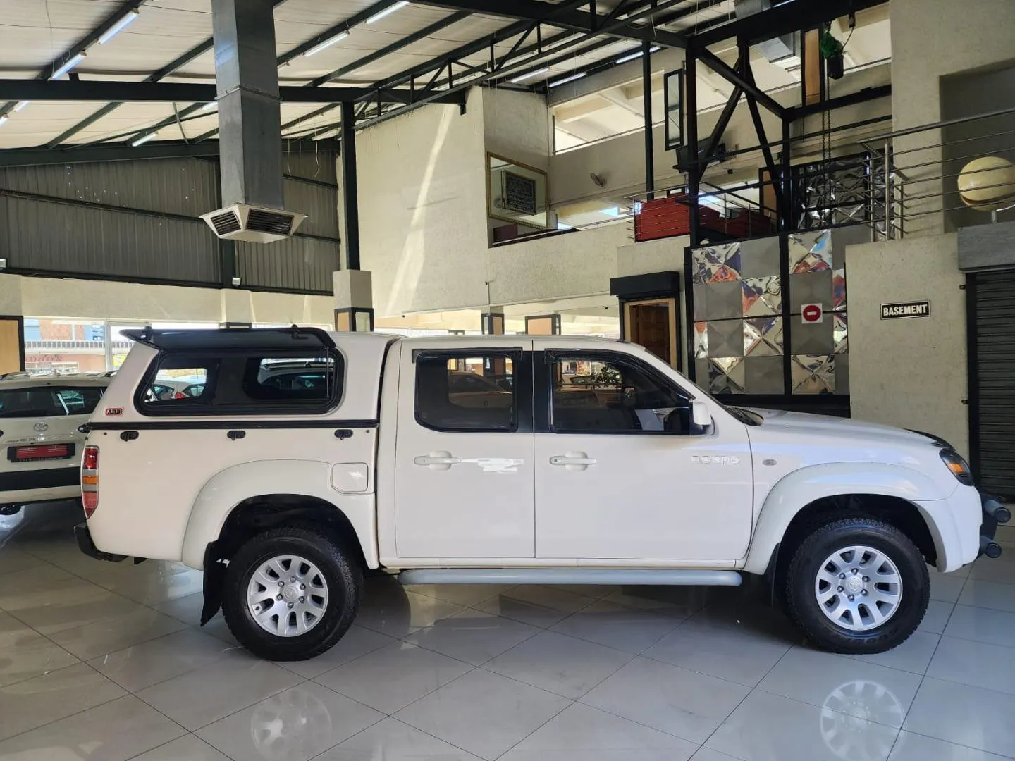 2009 Mazda BT-50 3.0CRD Double Cab SLE, photo 3 of 11