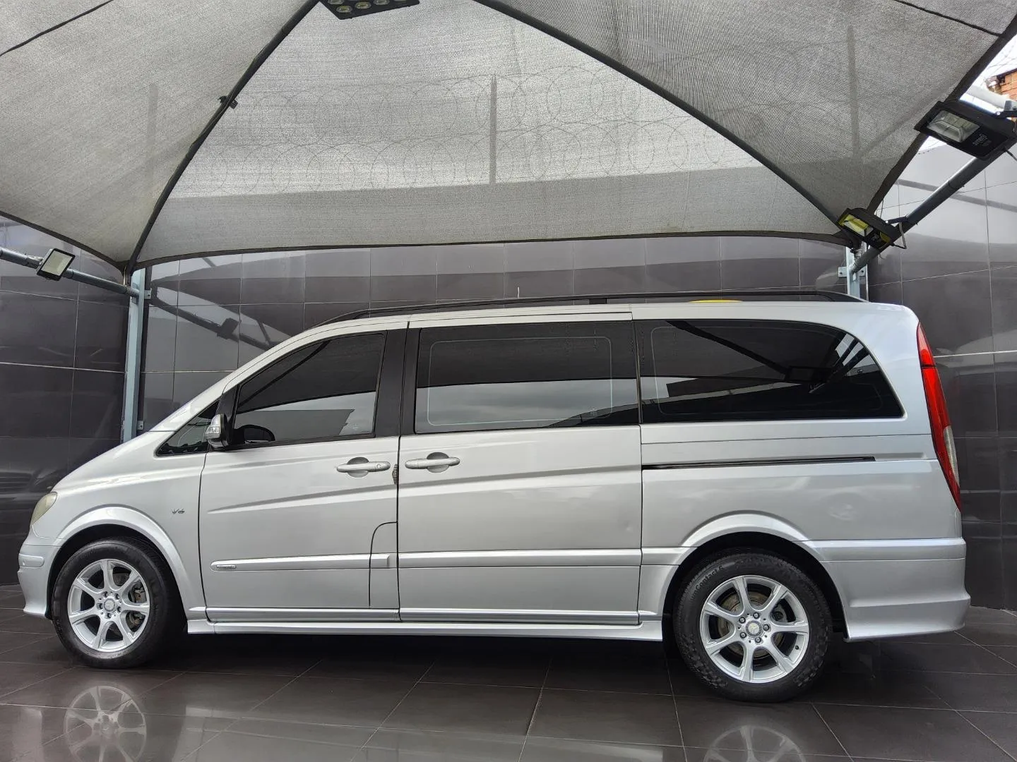 2009 Mercedes-Benz Viano CDI 3.0 Ambiente, photo 3 of 7