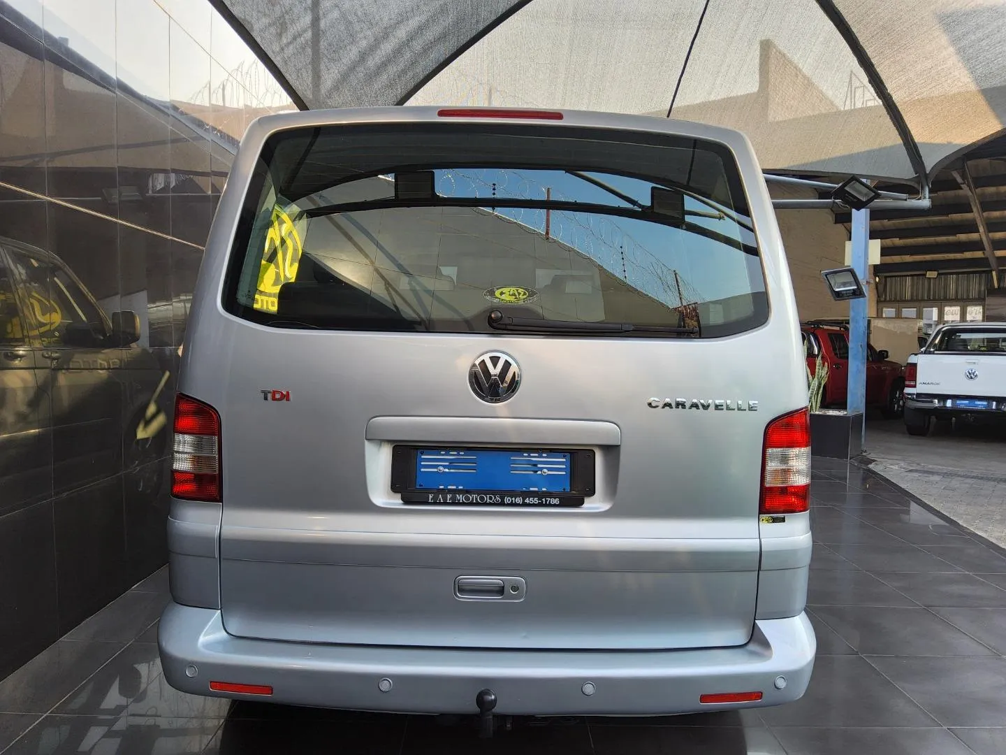 2009 Volkswagen Caravelle 2.5TDi, photo 5 of 7