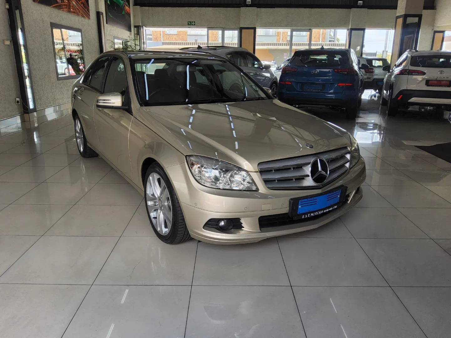 2010 Mercedes-Benz C-Class C200 Kompressor Classic Auto, photo 1 of 10