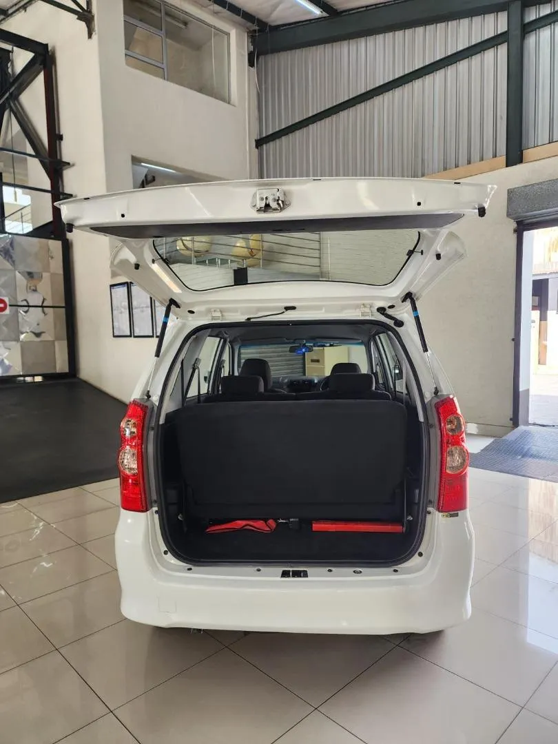2010 Toyota Avanza 1.5 SX, photo 9 of 14