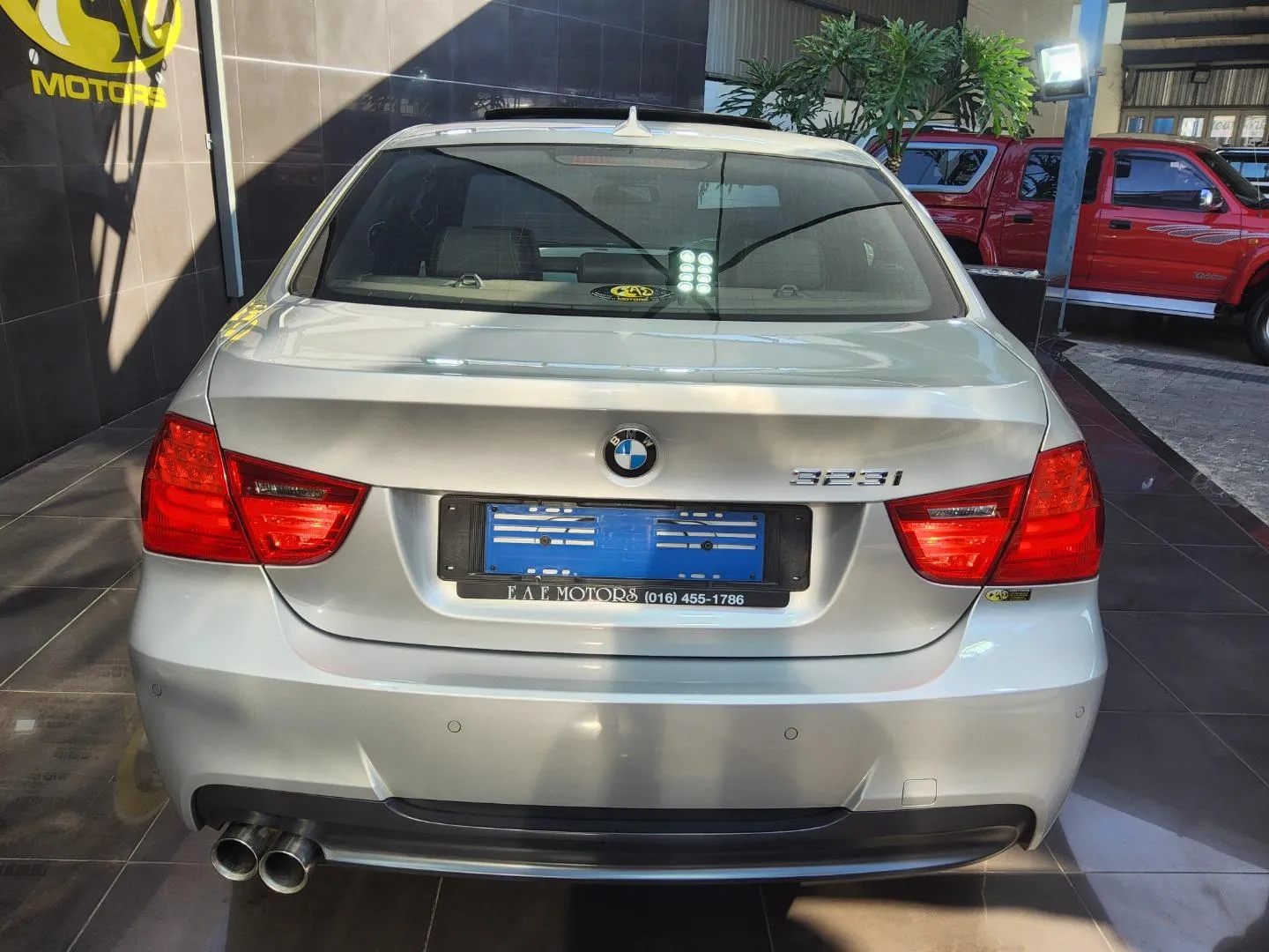 2011 BMW 3 Series 323i M Sport Auto, photo 7 of 7