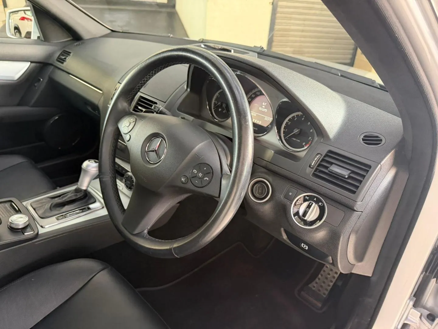 2011 Mercedes-Benz C-Class C200CGI Avantgarde Auto, photo 14 of 18