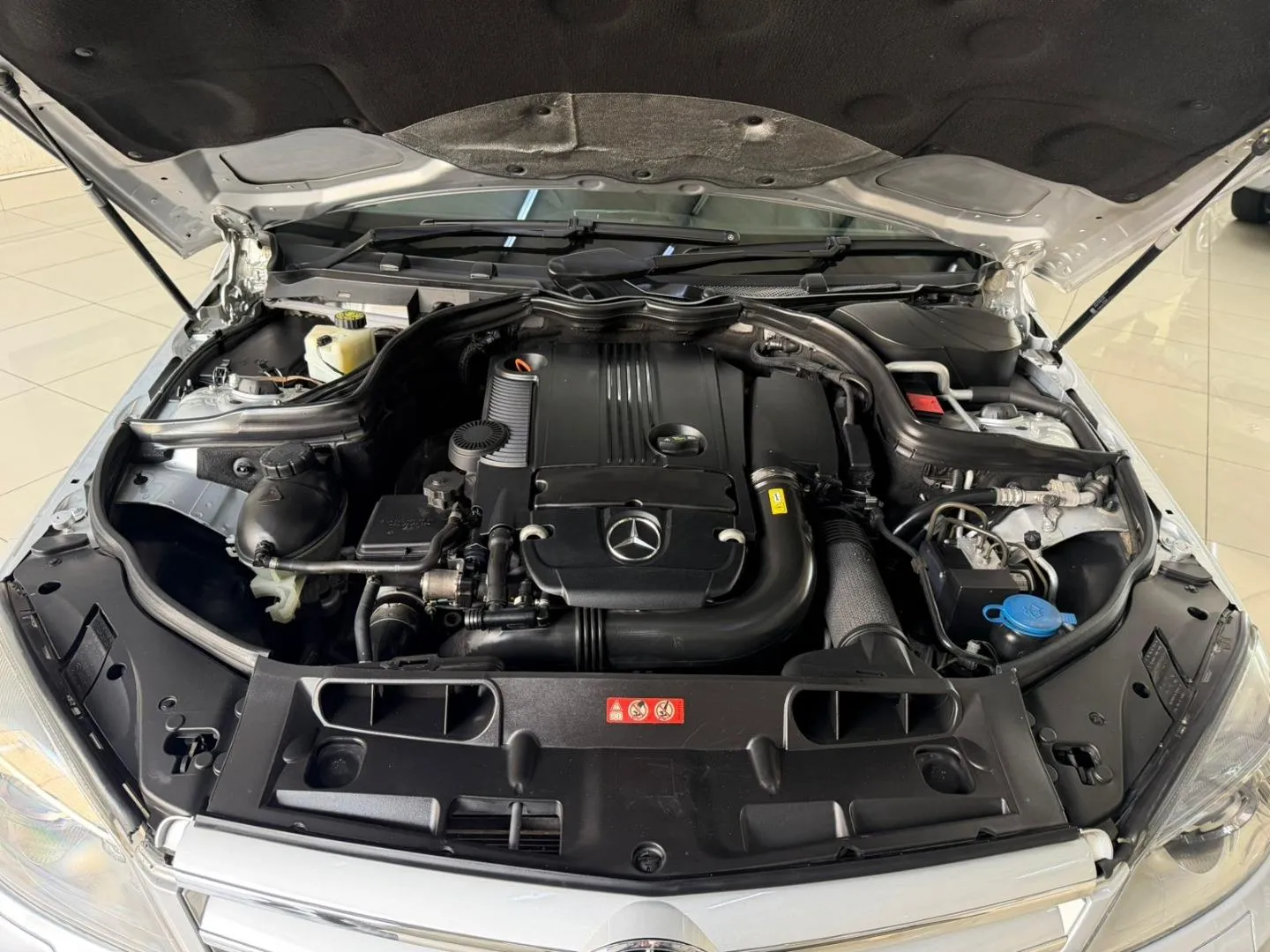 2011 Mercedes-Benz C-Class C200CGI Avantgarde Auto, photo 18 of 18