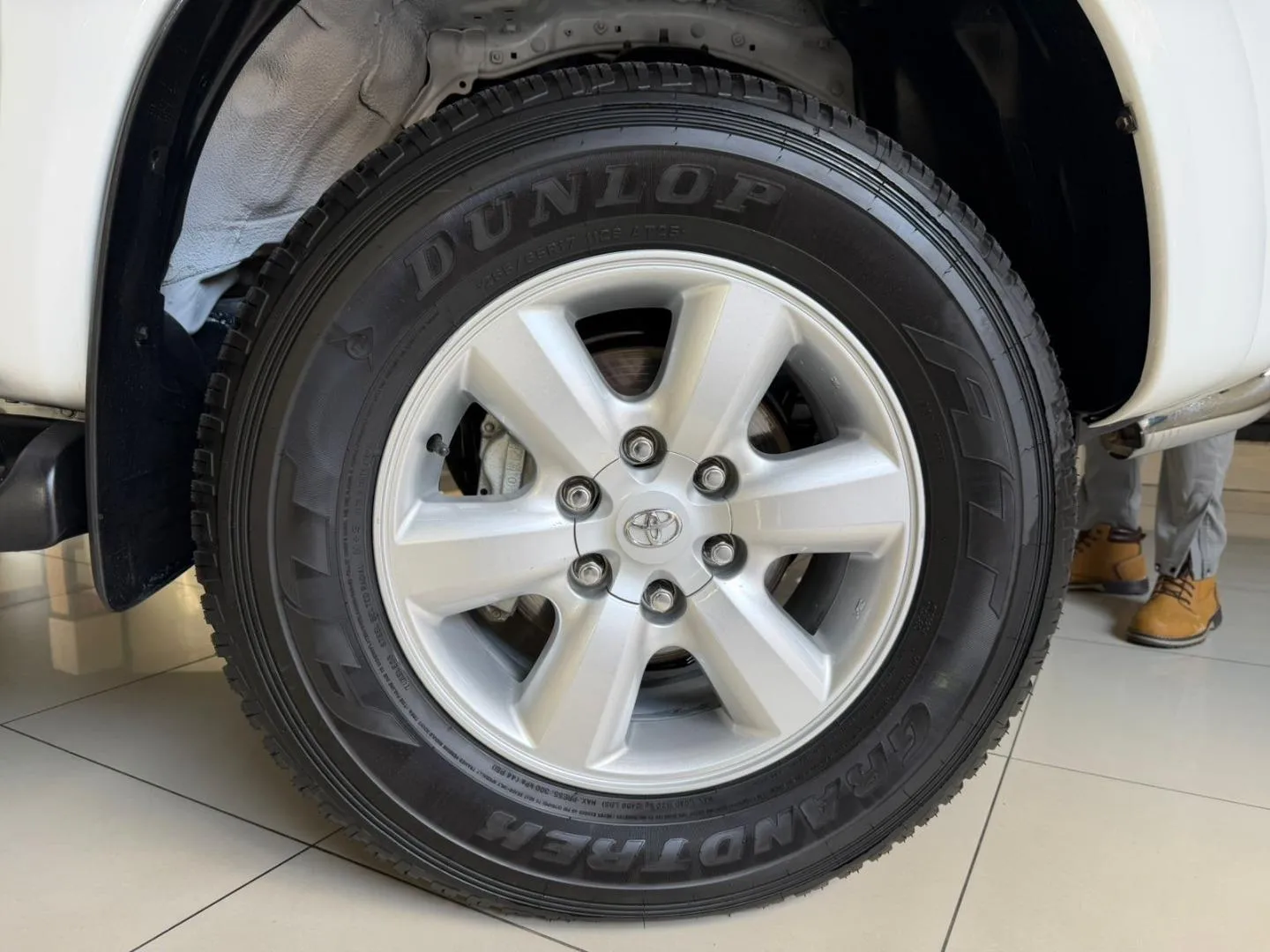 2011 Toyota Fortuner 3.0D-4D 4x4, photo 12 of 14