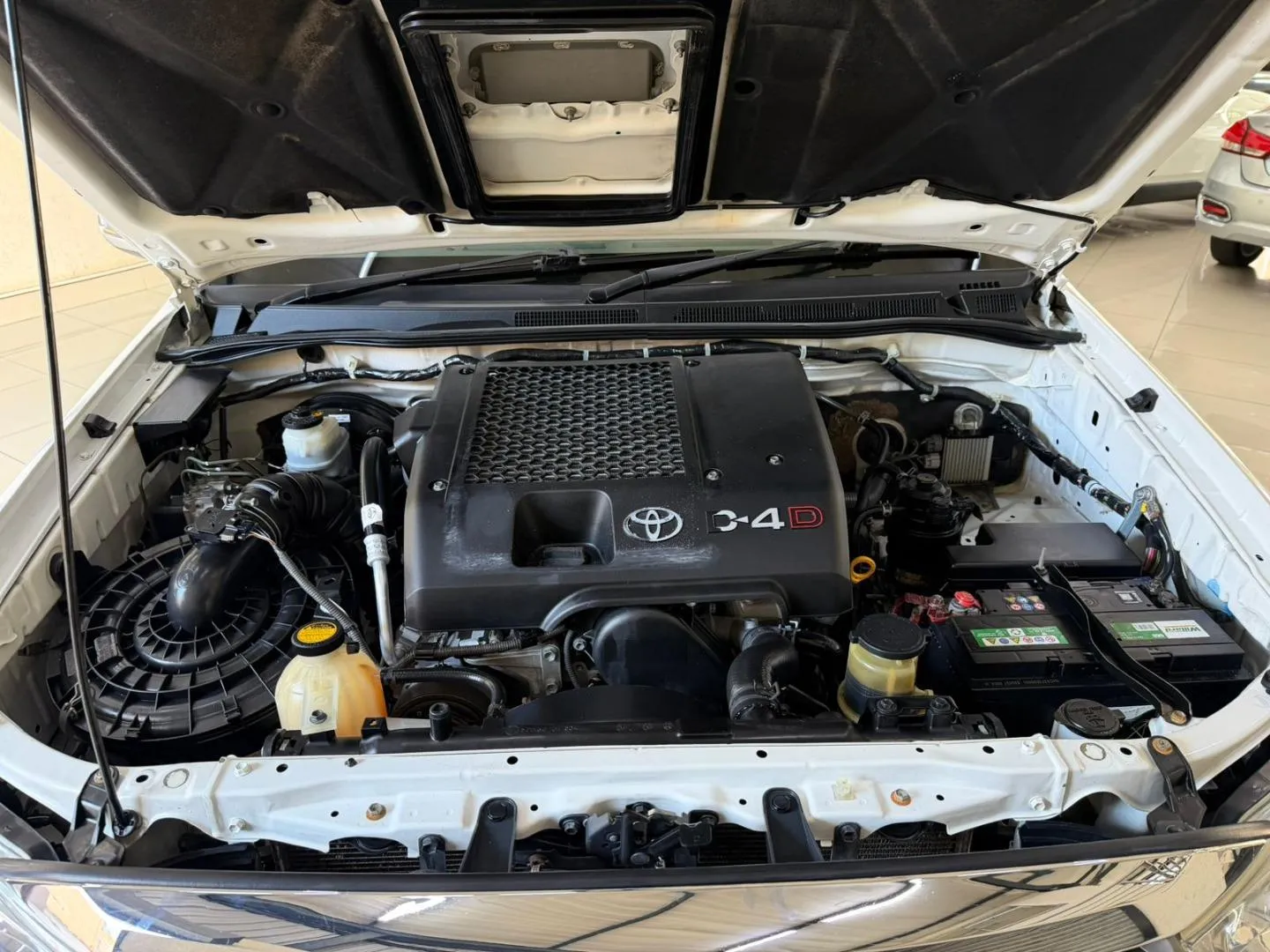 2011 Toyota Fortuner 3.0D-4D 4x4, photo 14 of 14