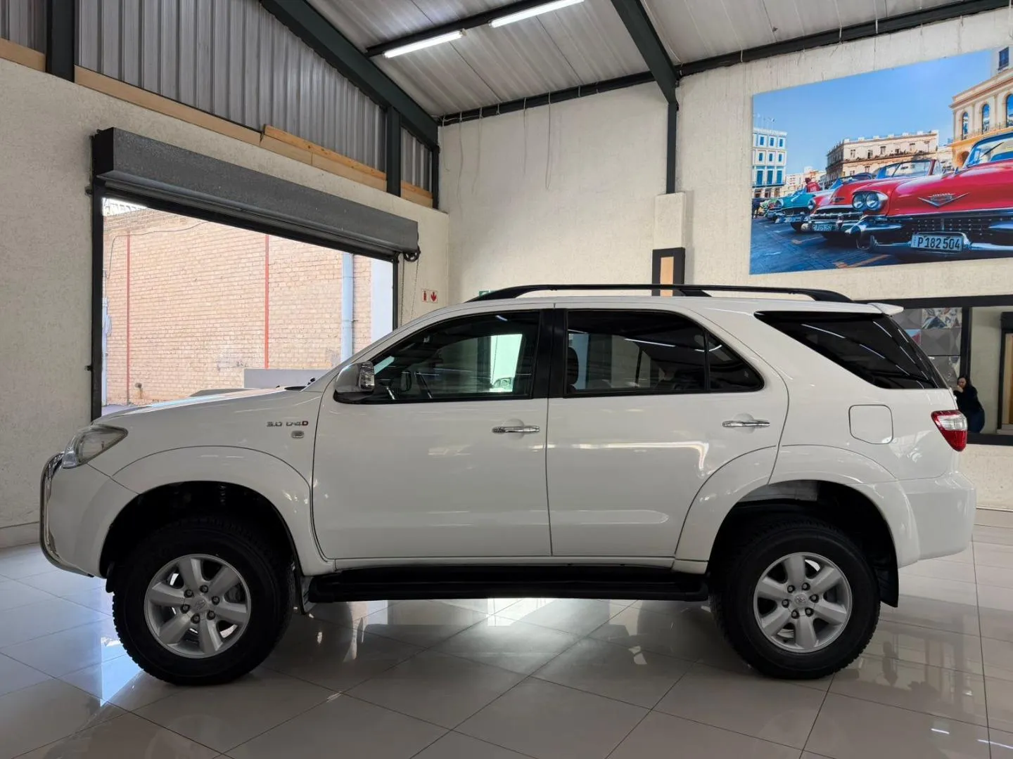 2011 Toyota Fortuner 3.0D-4D 4x4, photo 3 of 14