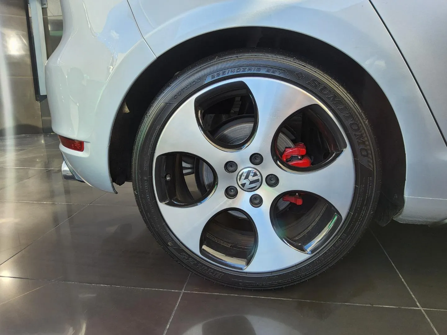 2011 Volkswagen Golf GTI Auto, photo 10 of 11