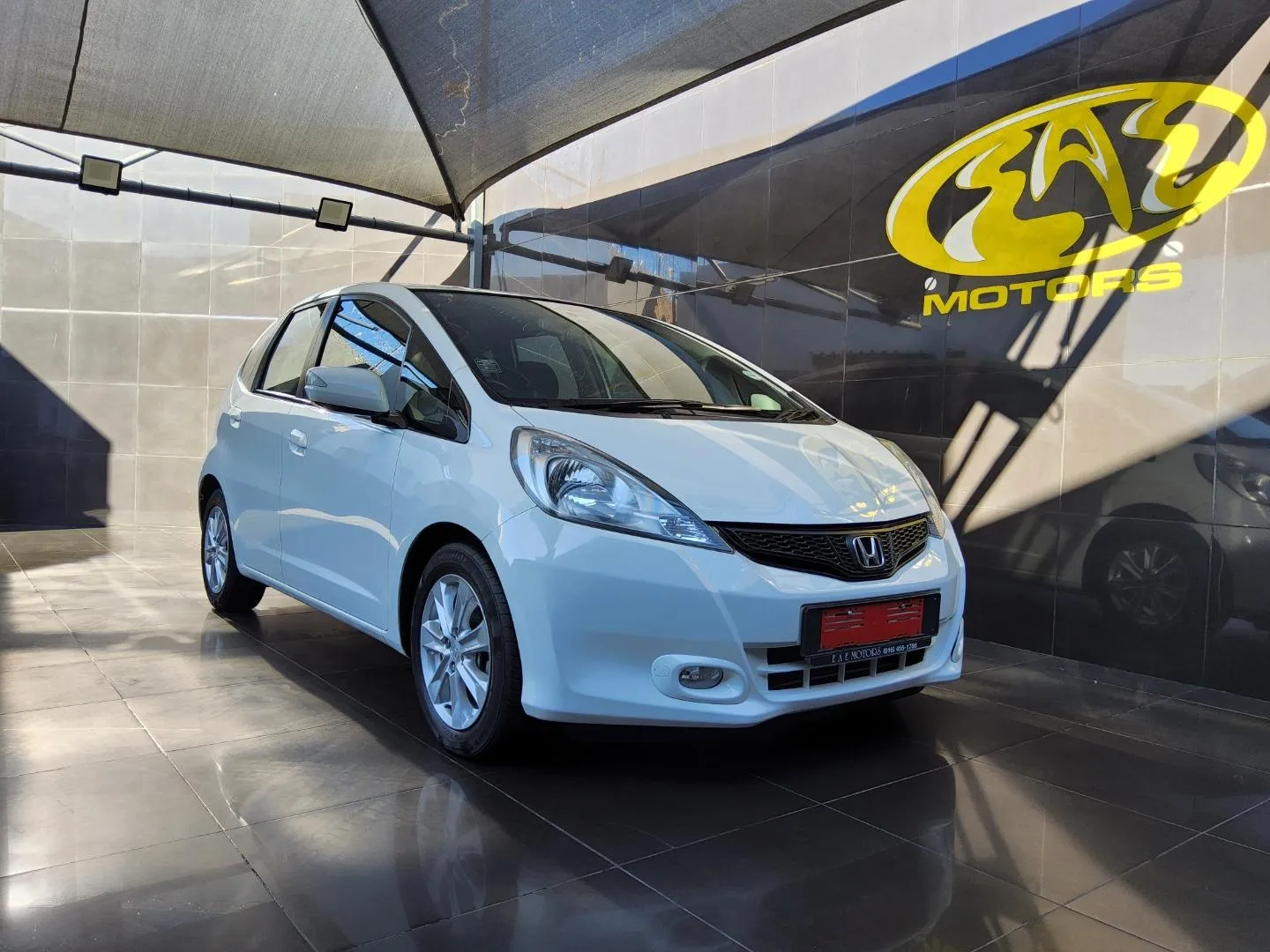 2012 Honda Jazz 1.5 Elegance Auto, photo 1 of 8