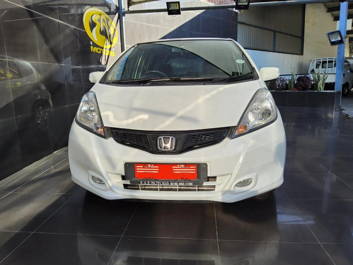 2012 Honda Jazz 1.5 Elegance Auto, photo 4 of 8