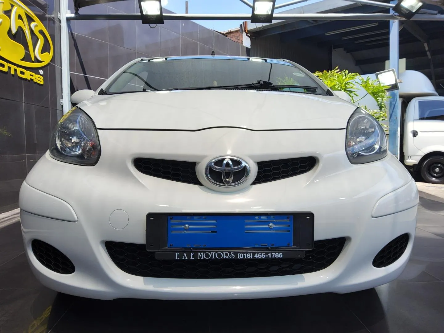 2012 Toyota Aygo 3-Door 1.0 Wild, photo 3 of 8