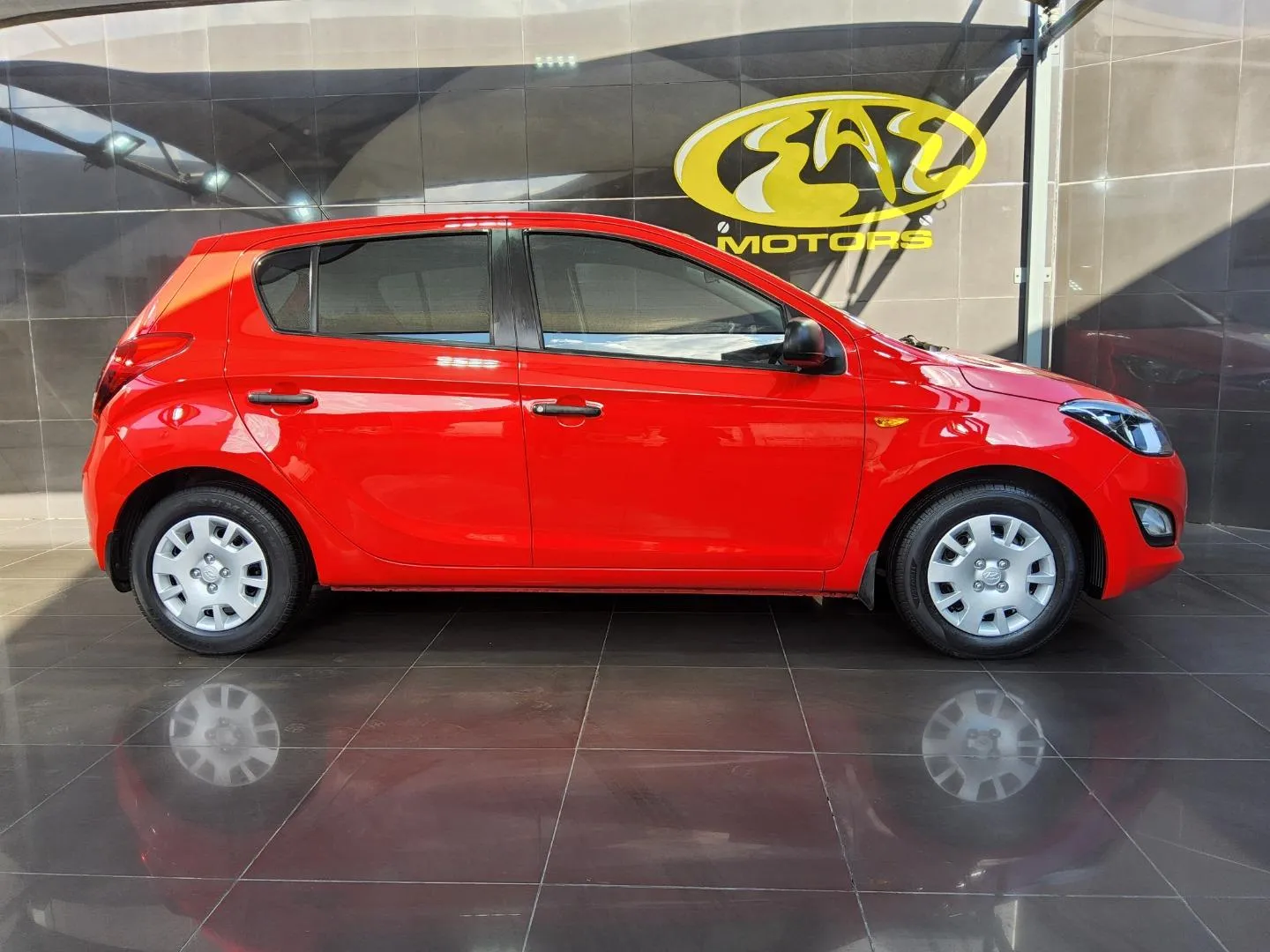 2013 Hyundai i20 1.2 Motion, photo 2 of 8