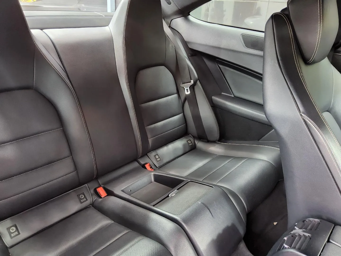 2013 Mercedes-Benz C-Class C180 Coupe Auto, photo 5 of 10