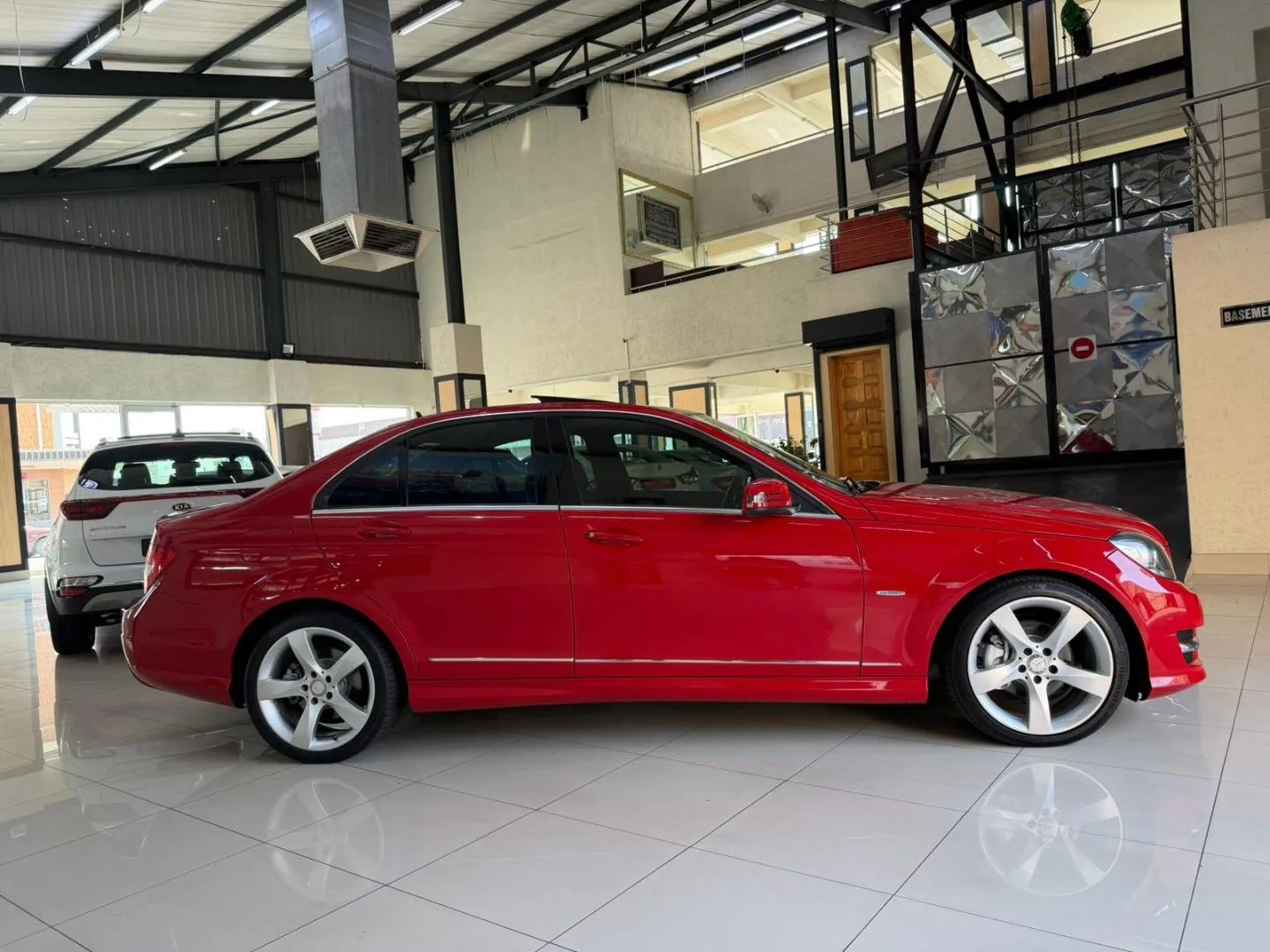 2013 Mercedes-Benz C-Class C250CDI Elegance, photo 3 of 8