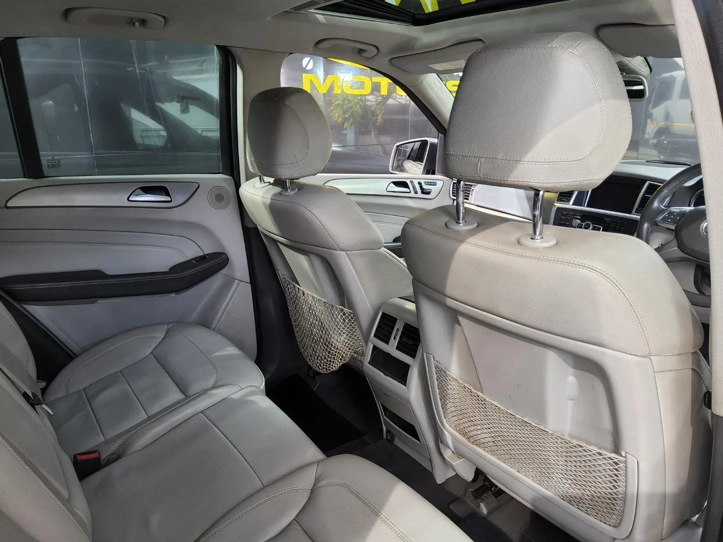 2013 Mercedes-Benz ML ML350, photo 6 of 7
