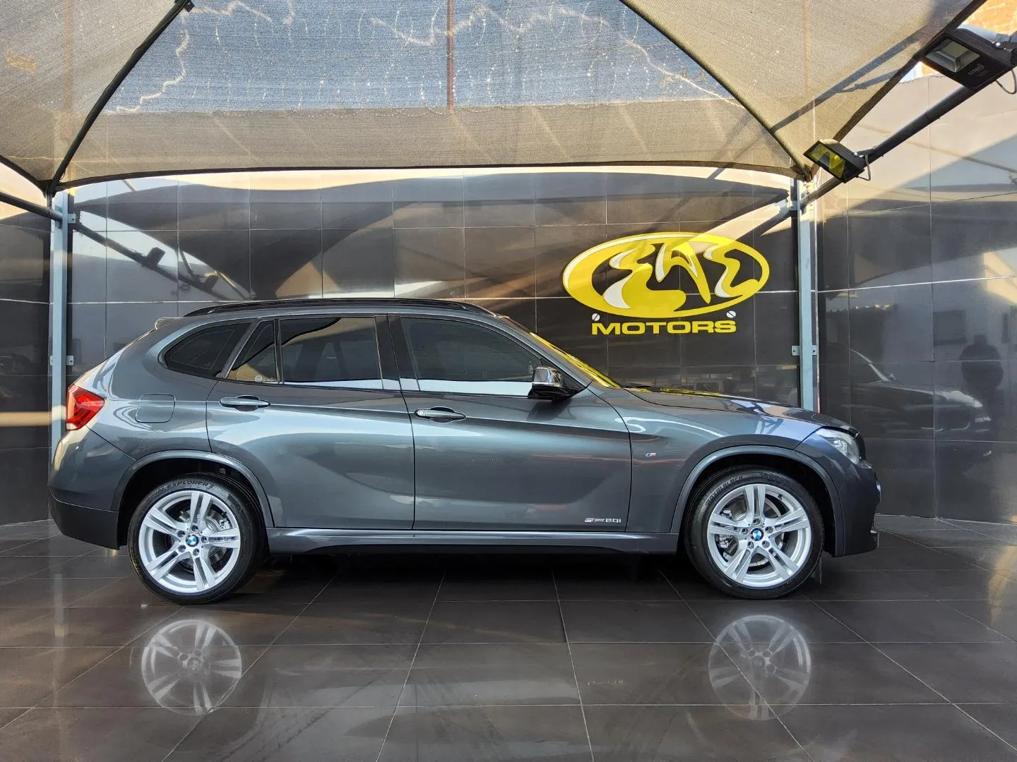 2014 BMW X1 xDrive20i Sport Auto, photo 2 of 6