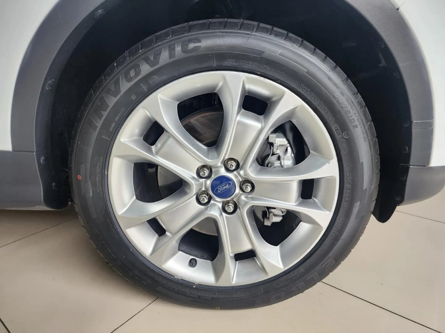 2014 Ford Kuga 2.0TDCi AWD Trend, photo 11 of 12