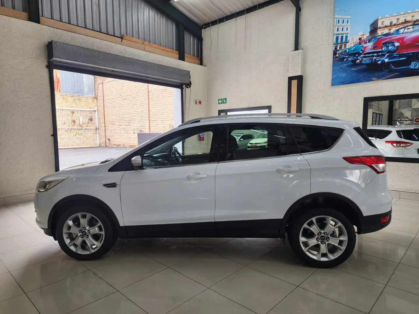 2014 Ford Kuga 2.0TDCi AWD Trend, photo 4 of 12