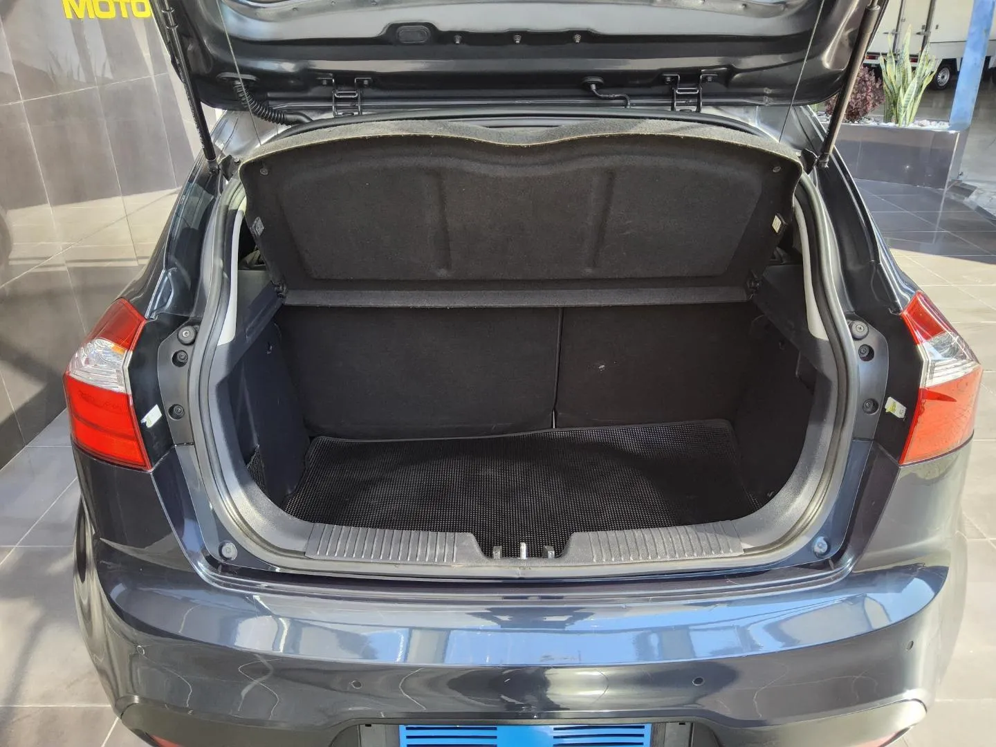 2014 Kia Rio hatch 1.4 Tec, photo 5 of 7