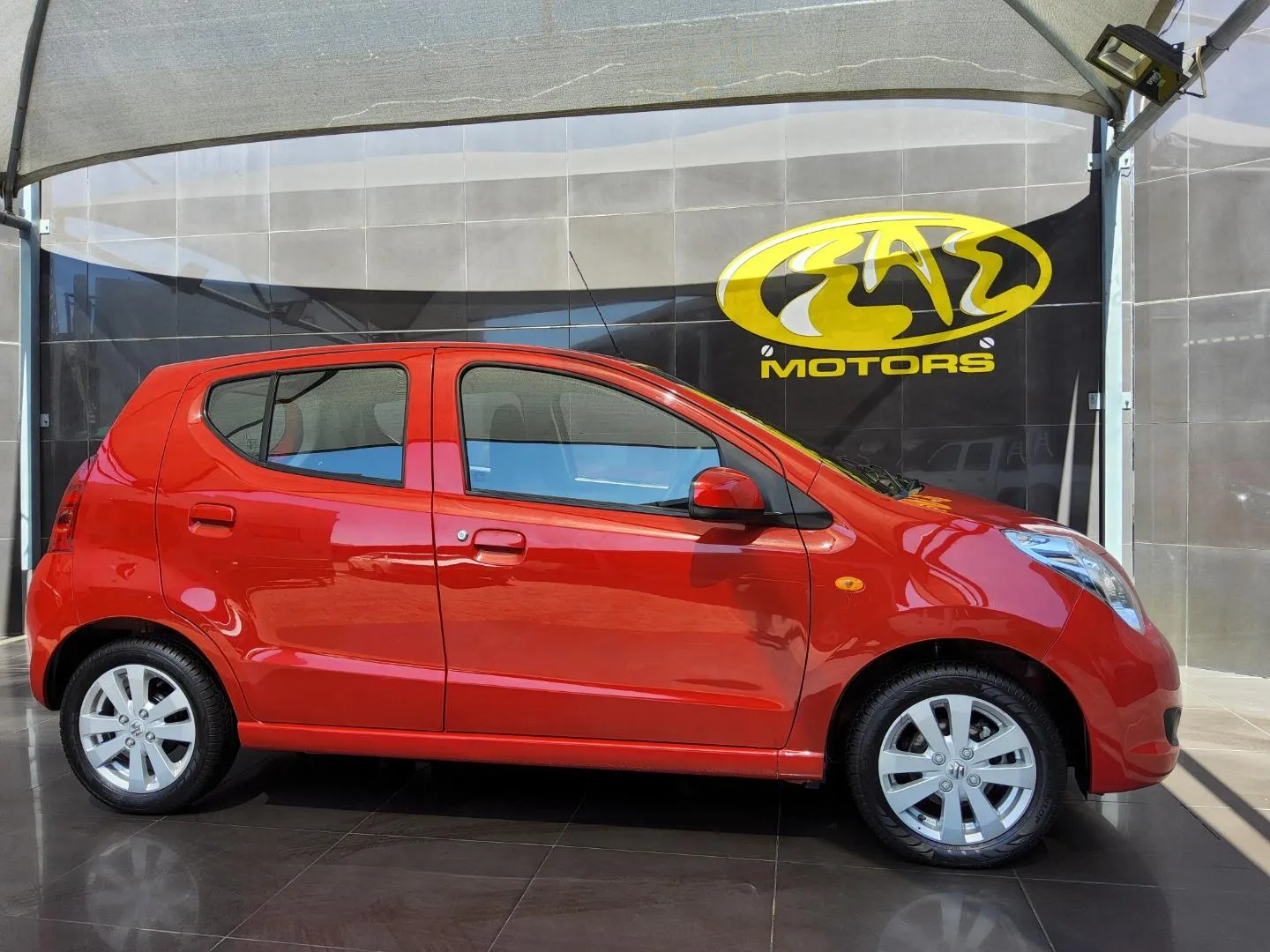 2014 Suzuki Alto 1.0 GLX, photo 2 of 8
