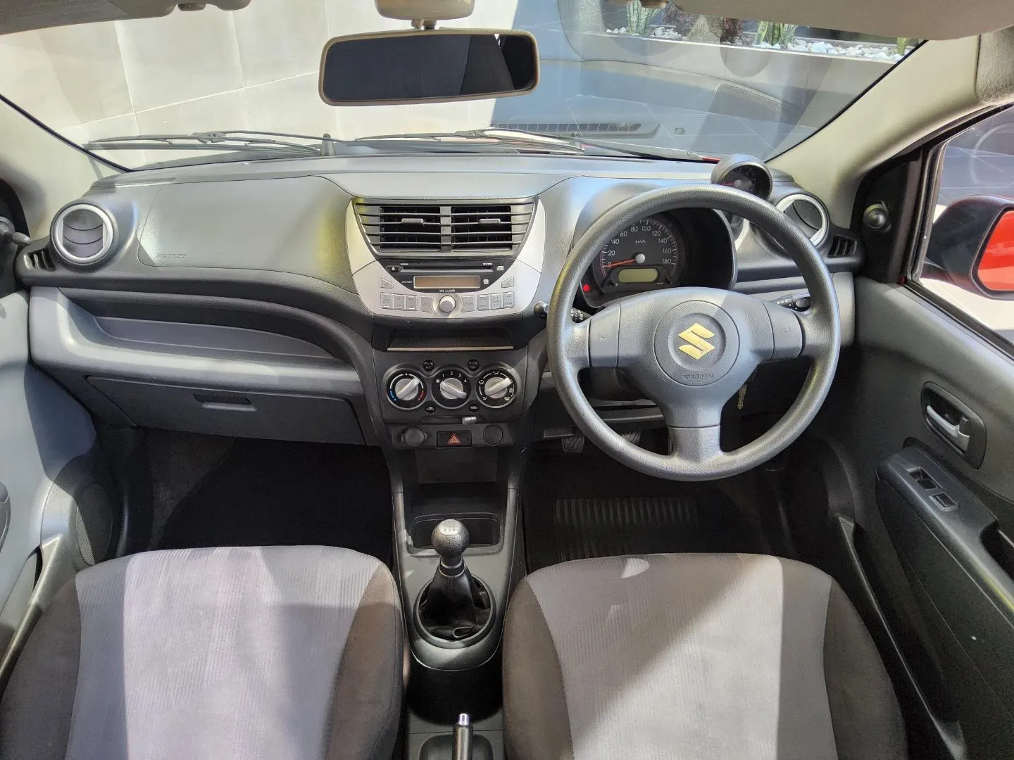 2014 Suzuki Alto 1.0 GLX, photo 8 of 8