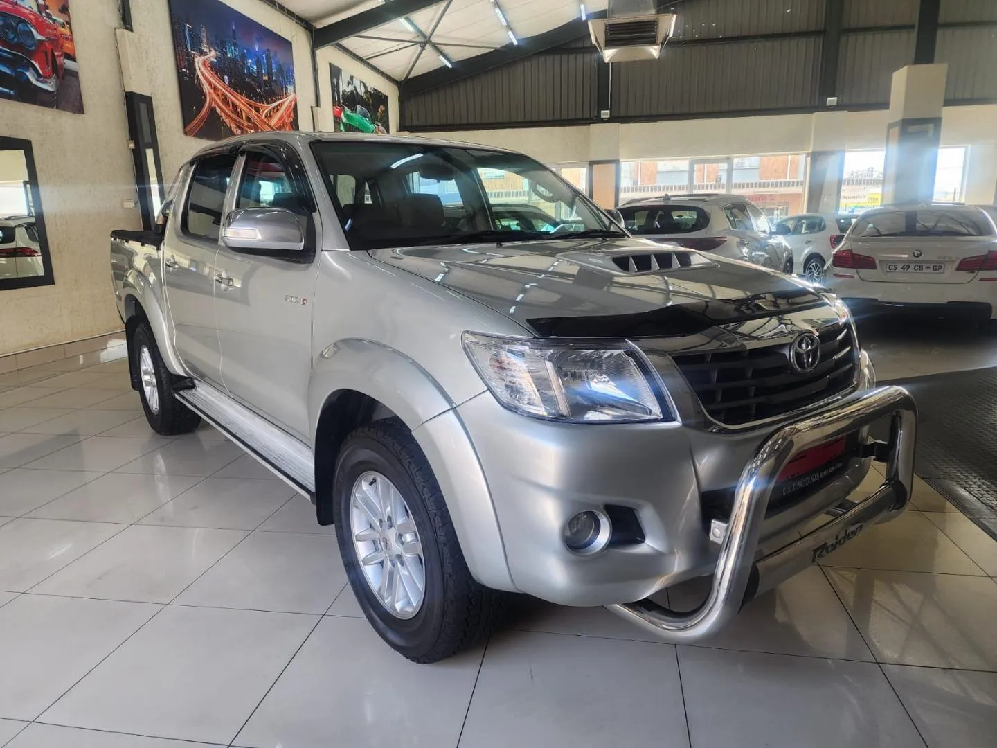 2014 Toyota Hilux 3.0D-4D double cab 4x4 Raider, photo 1 of 7