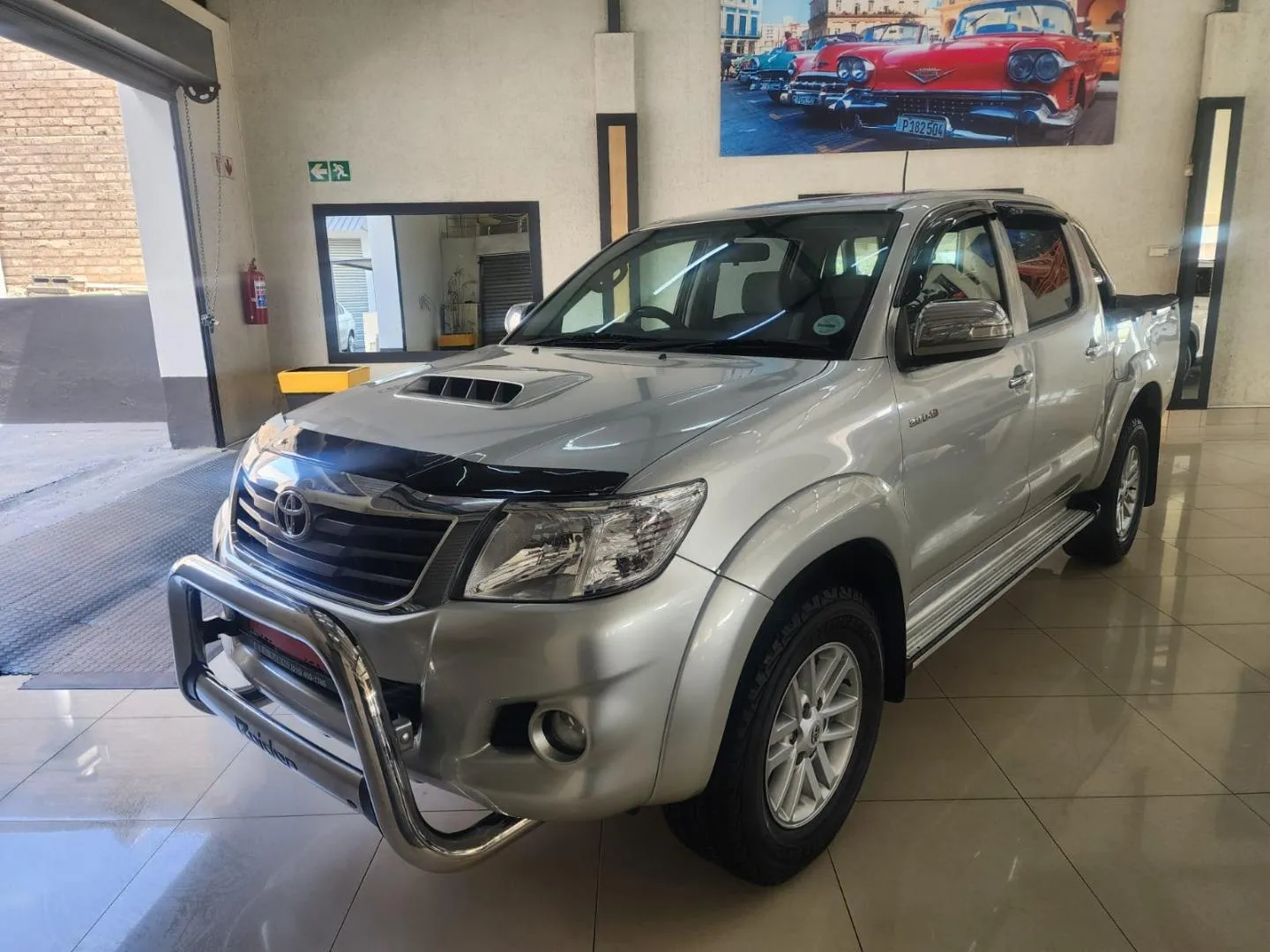 2014 Toyota Hilux 3.0D-4D double cab 4x4 Raider, photo 2 of 7
