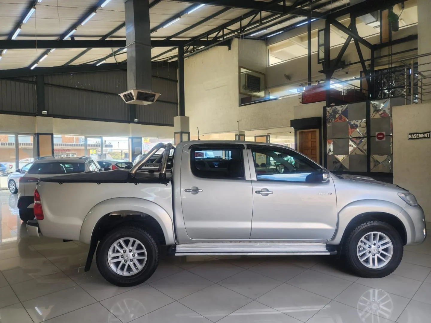 2014 Toyota Hilux 3.0D-4D double cab 4x4 Raider, photo 3 of 7