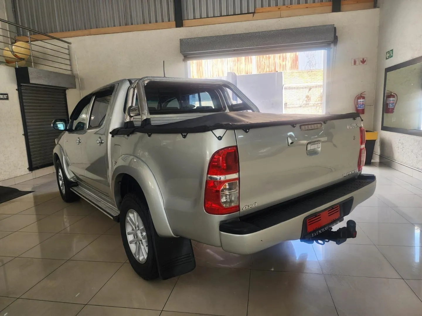 2014 Toyota Hilux 3.0D-4D double cab 4x4 Raider, photo 7 of 7