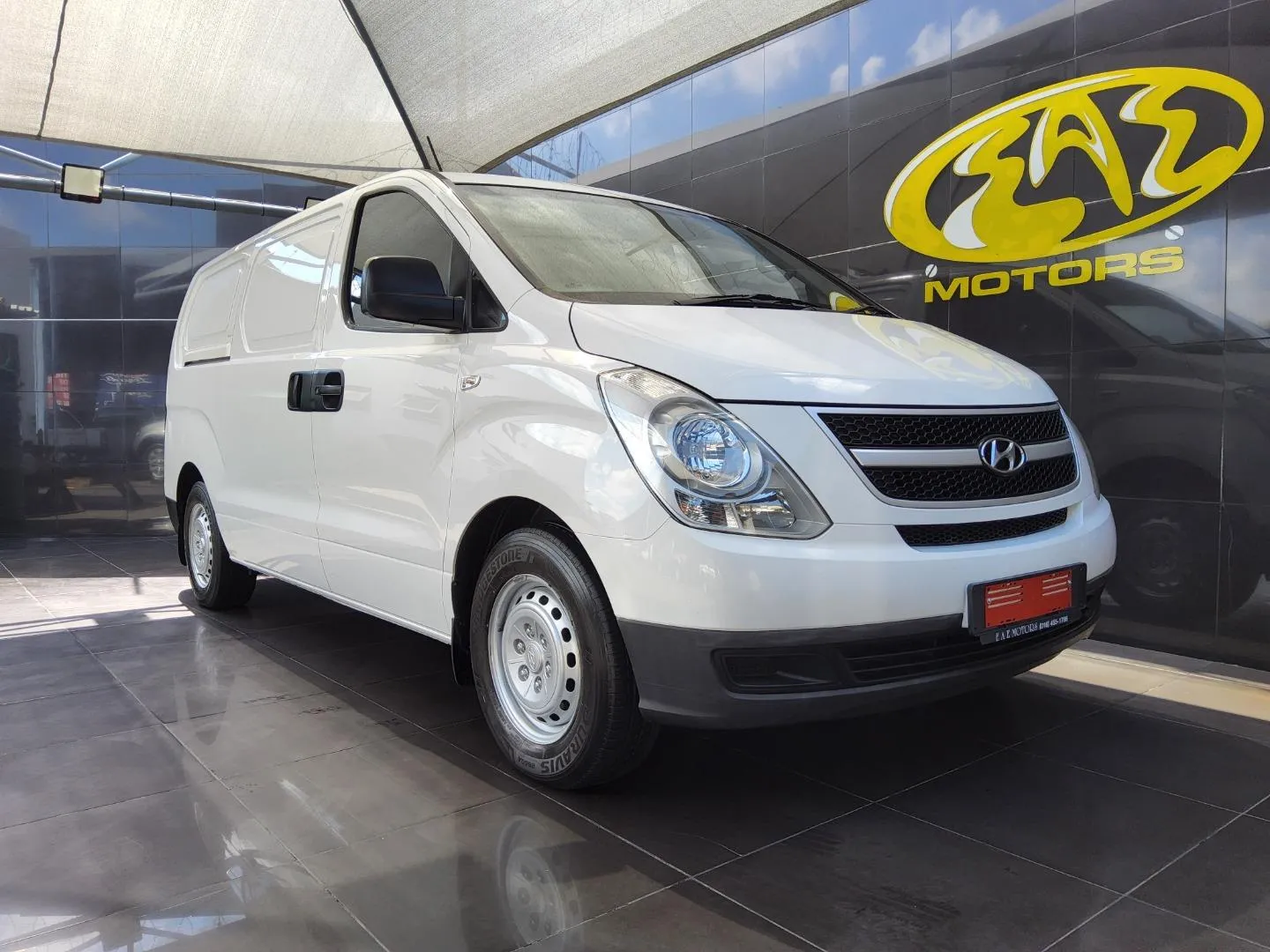2015 Hyundai H-1 2.5CRDi Panel Van Auto, photo 1 of 8