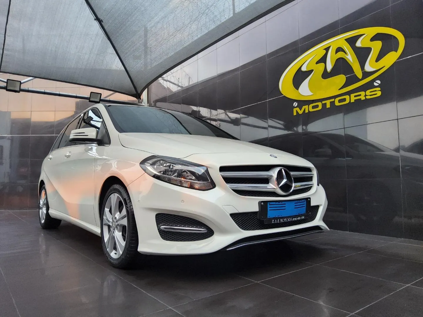 2015 Mercedes-Benz B-Class B200 Auto, photo 1 of 7