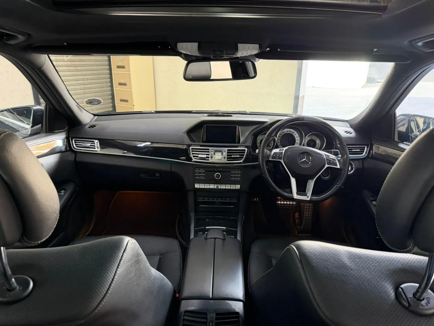 2015 Mercedes-Benz E-Class E250CDI Avantgarde, photo 12 of 12