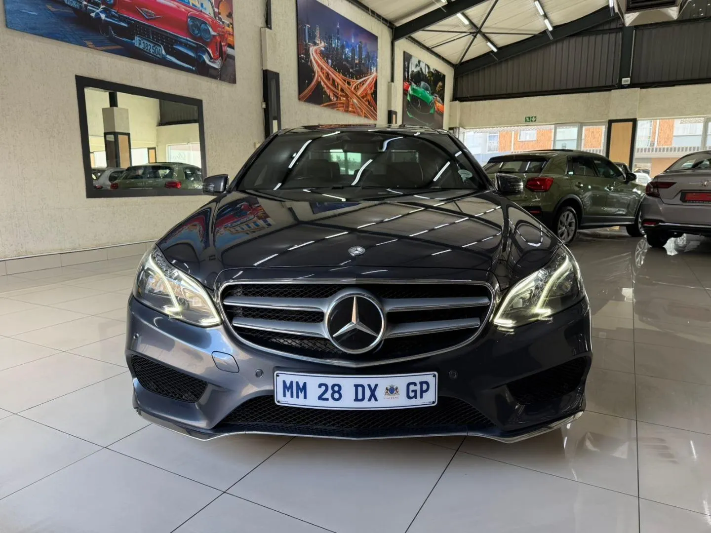 2015 Mercedes-Benz E-Class E250CDI Avantgarde, photo 5 of 12