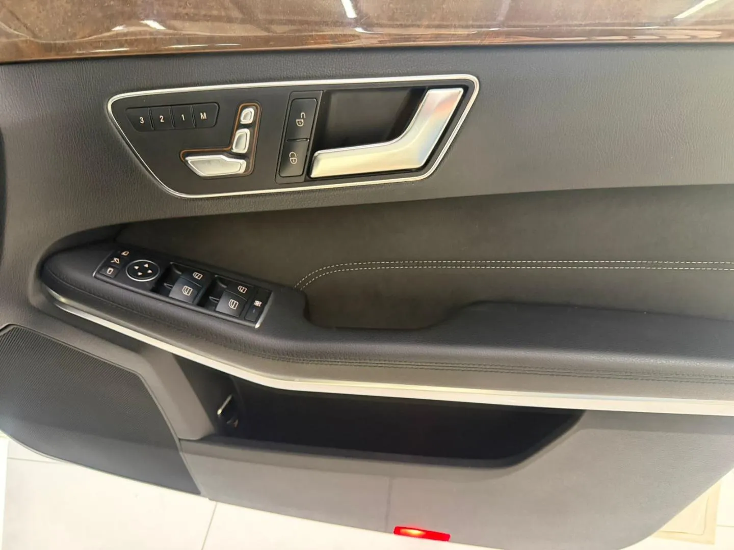 2015 Mercedes-Benz E-Class E350 BlueTec Avantgarde, photo 16 of 18