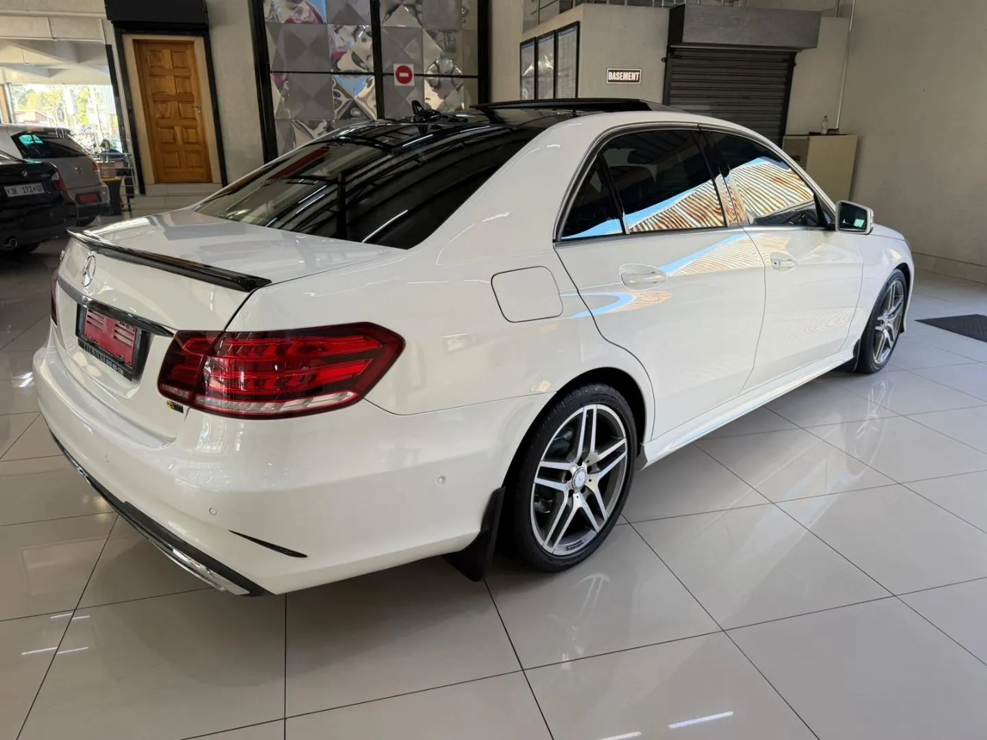 2015 Mercedes-Benz E-Class E350 BlueTec Avantgarde, photo 7 of 18