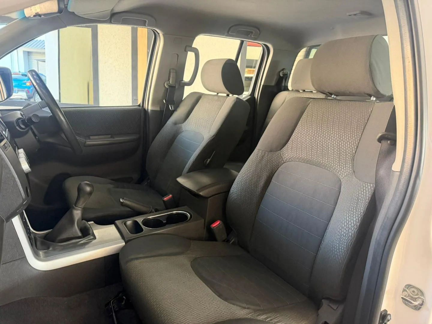 2015 Nissan Navara 2.5dCi Double Cab LE, photo 9 of 14