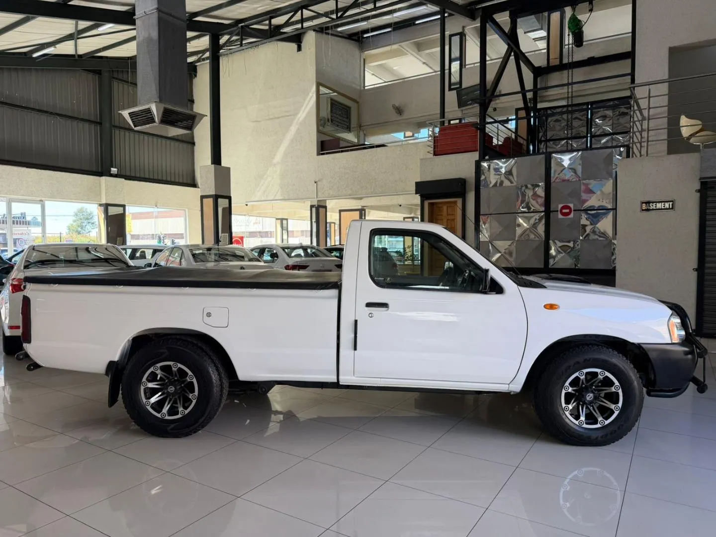 2015 Nissan NP300 Hardbody 2.5TDi, photo 4 of 6