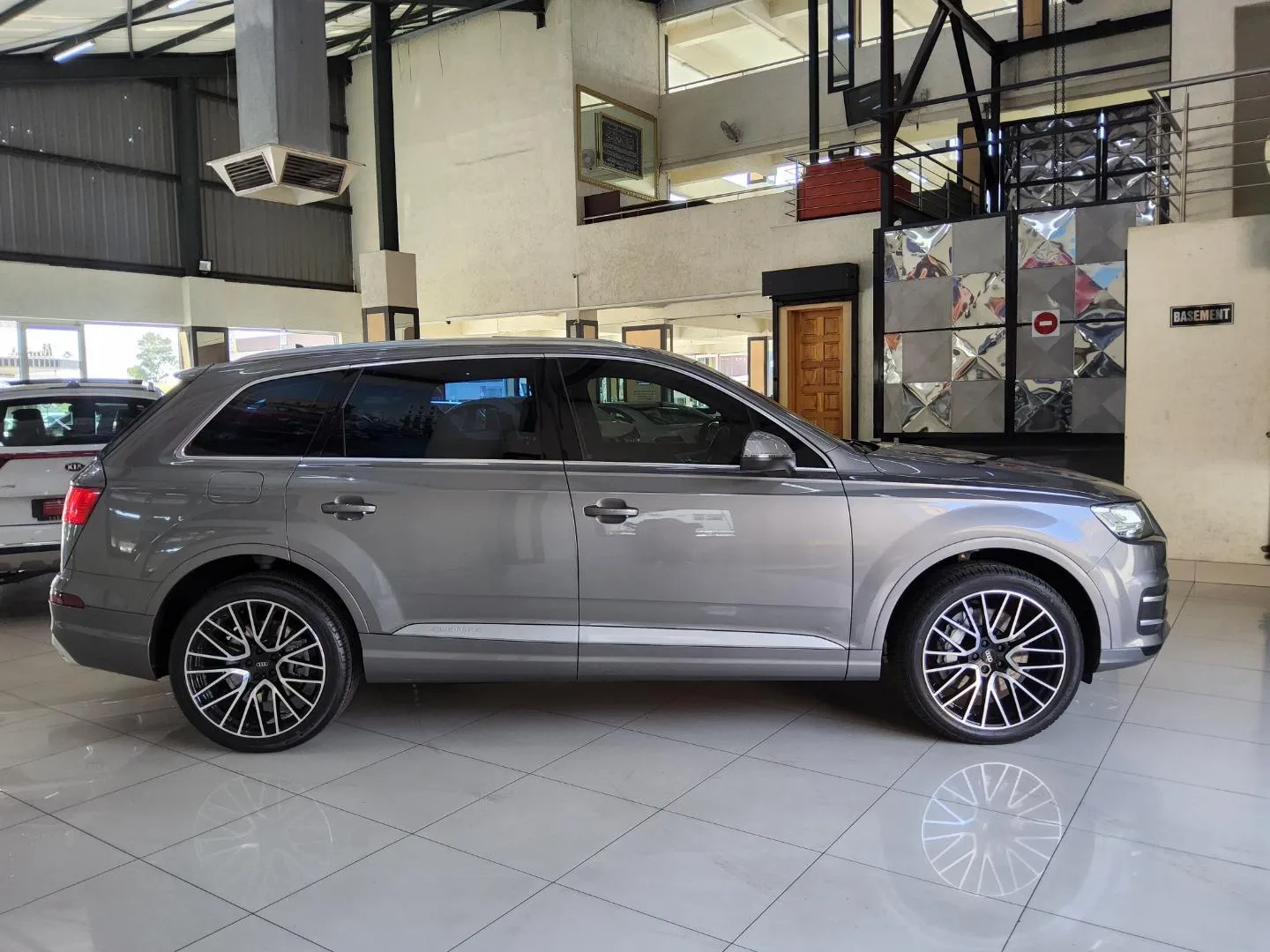2016 Audi Q7 3.0TDI Quattro, photo 2 of 8