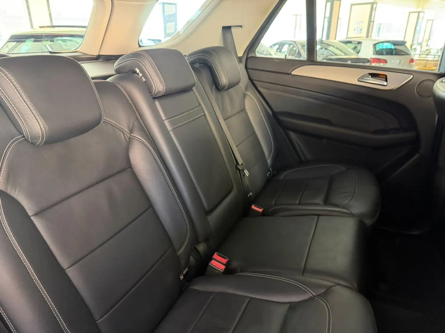 2016 Mercedes-Benz ML ML400, photo 10 of 16