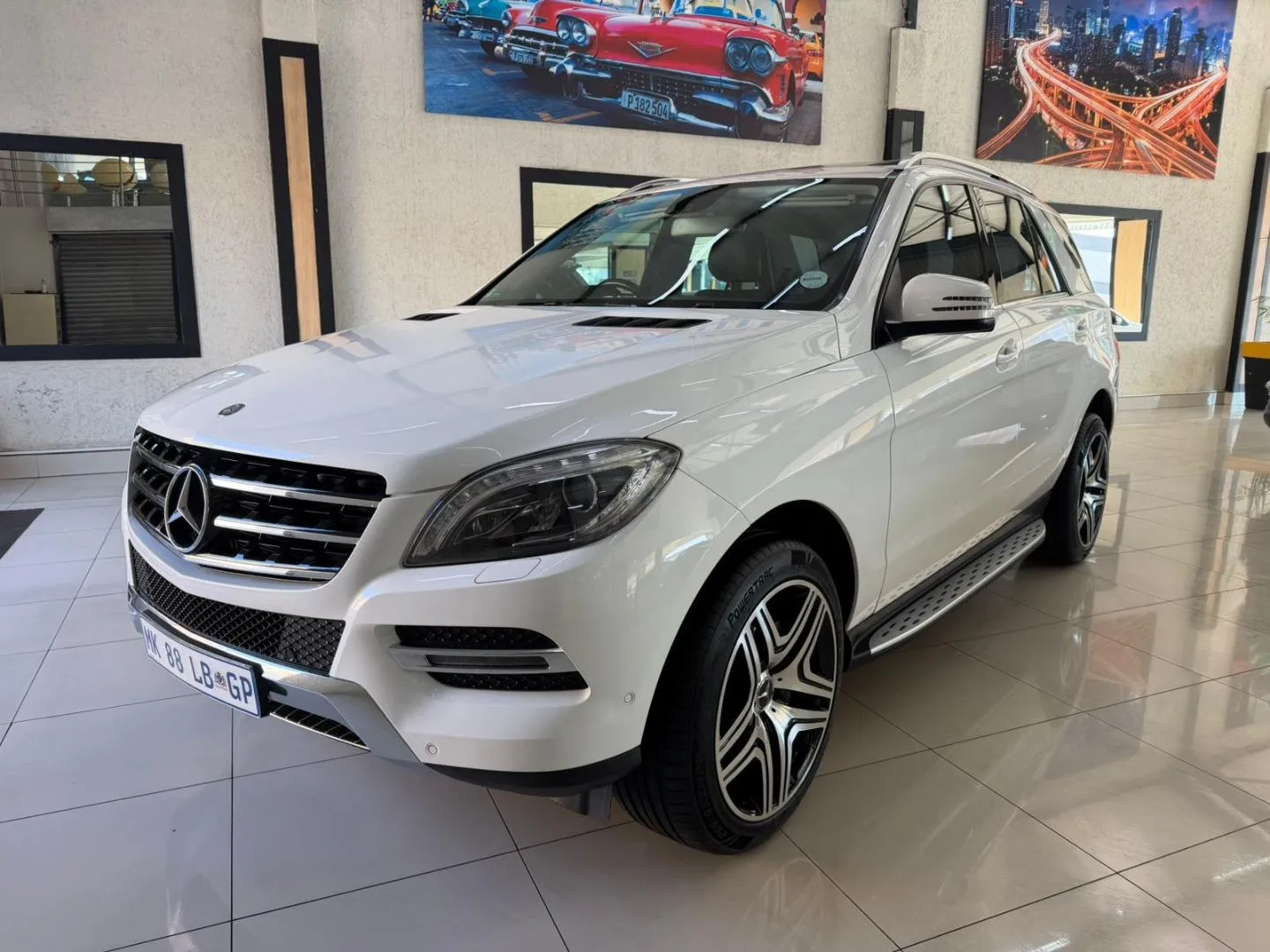 2016 Mercedes-Benz ML ML400, photo 2 of 16