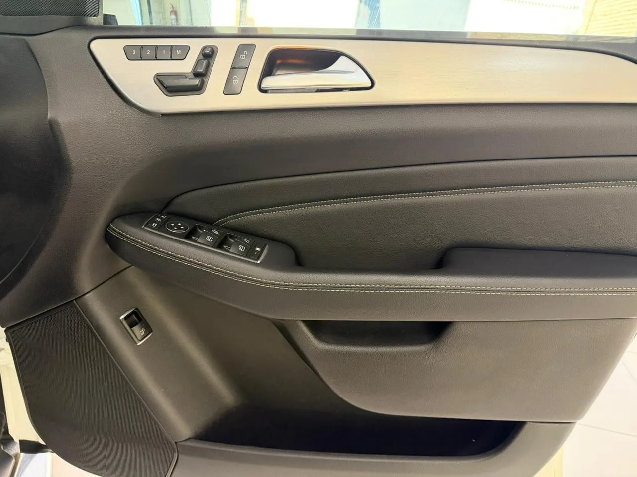 2016 Mercedes-Benz ML ML400, photo 14 of 16