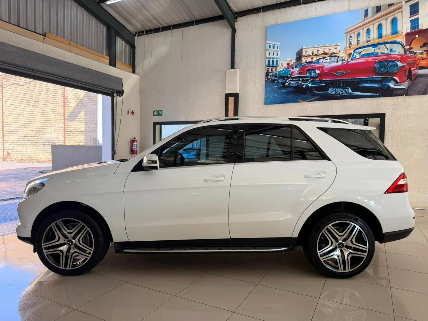 2016 Mercedes-Benz ML ML400, photo 4 of 16
