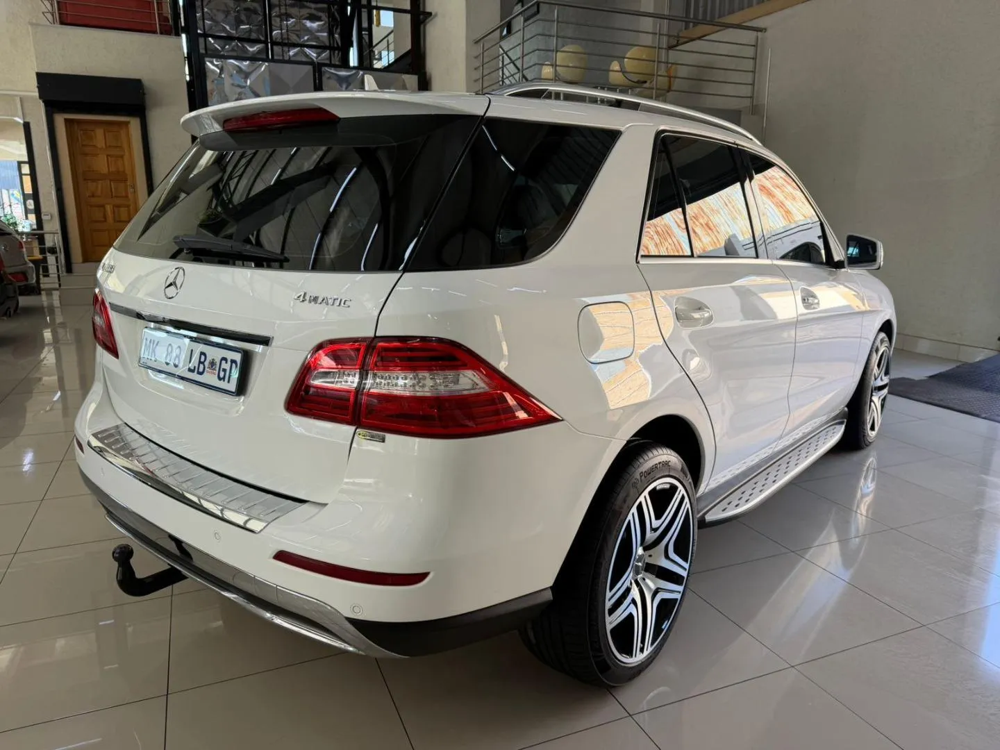 2016 Mercedes-Benz ML ML400, photo 6 of 16