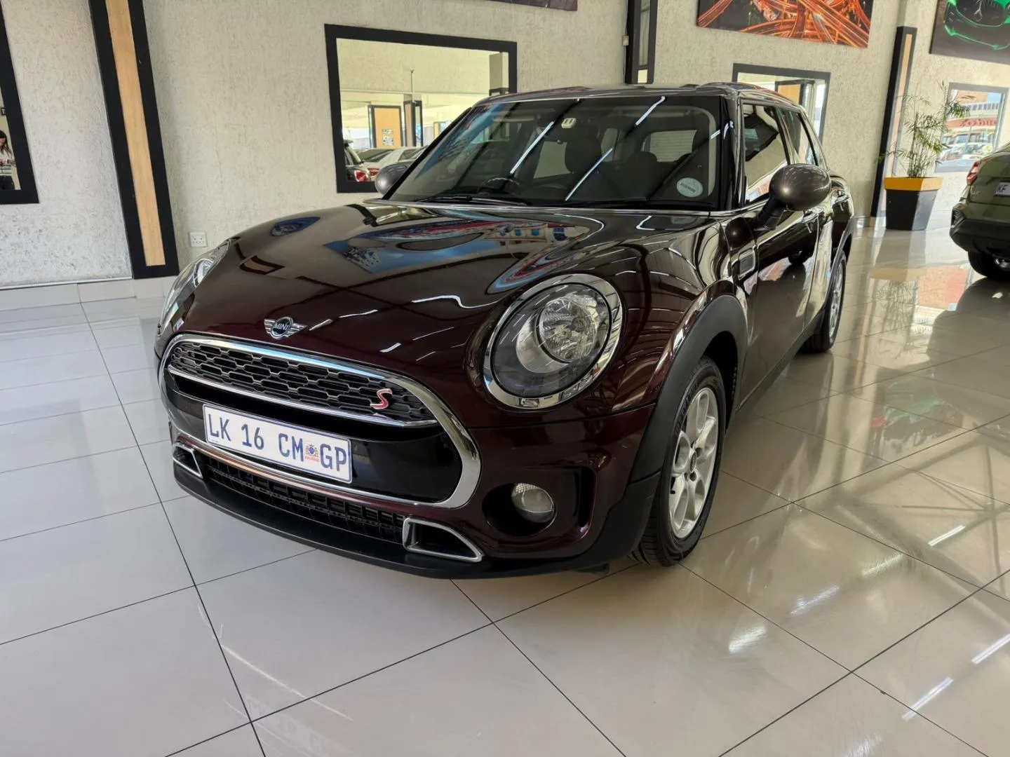 2016 MINI Clubman Cooper S Clubman, photo 2 of 8